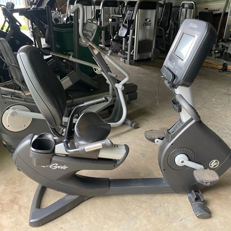 Life Fitness Recumbent Exercise