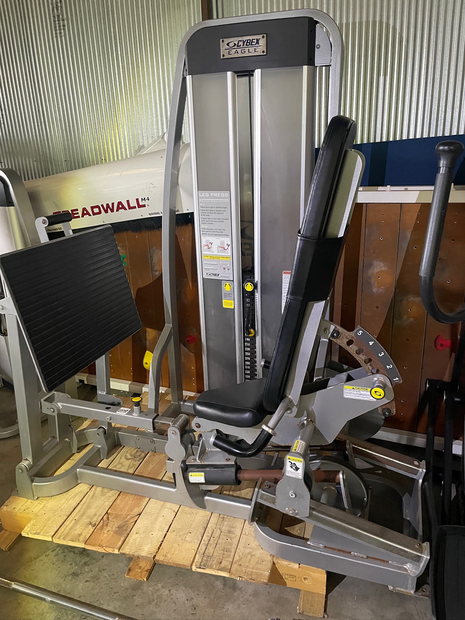Cybex Eagle Leg Press