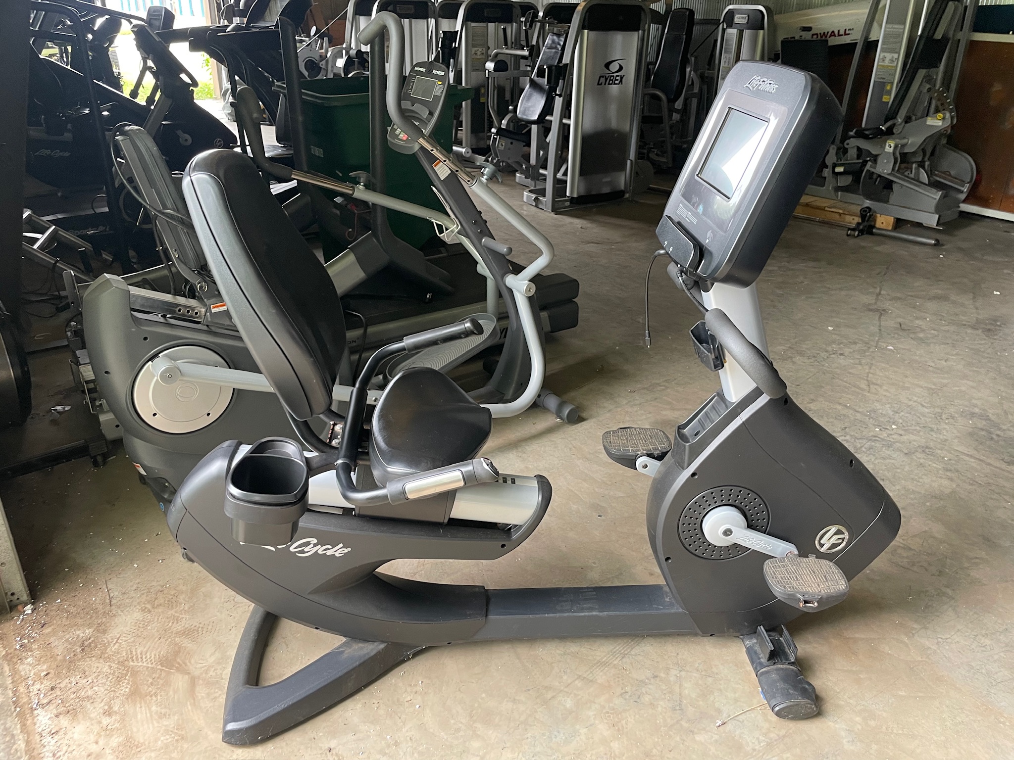 Life Fitness Recumbent Exercise