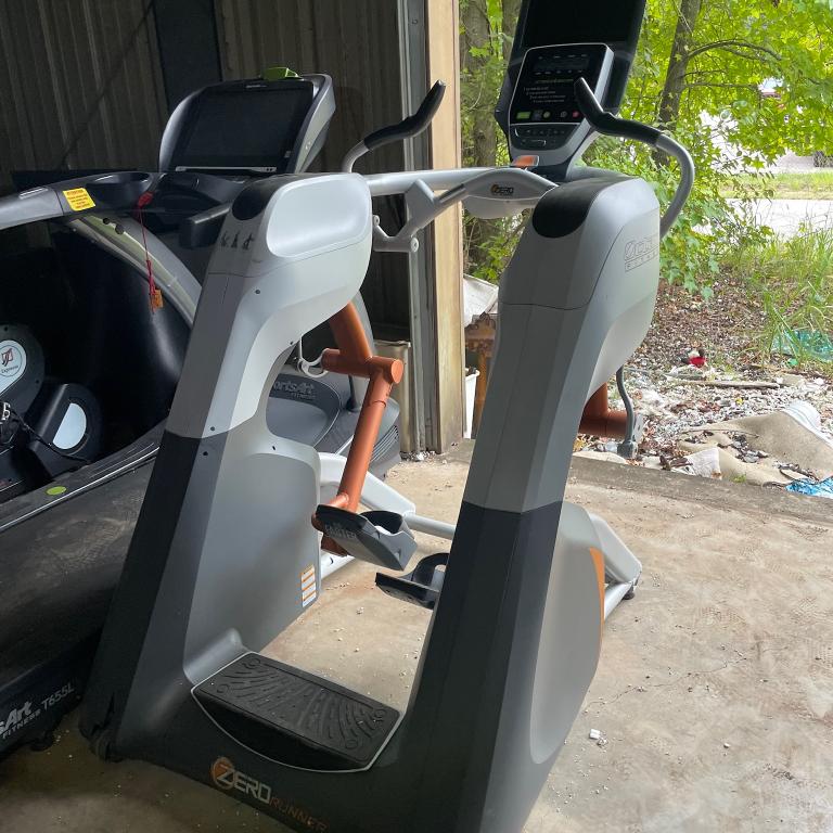 Octane Fitness Zero Runner